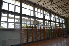 Radovi na zamjeni aluminijske stolarije školske dvorane te sanaciji sanitarnih čvorova u OŠ Matije Vlačića
